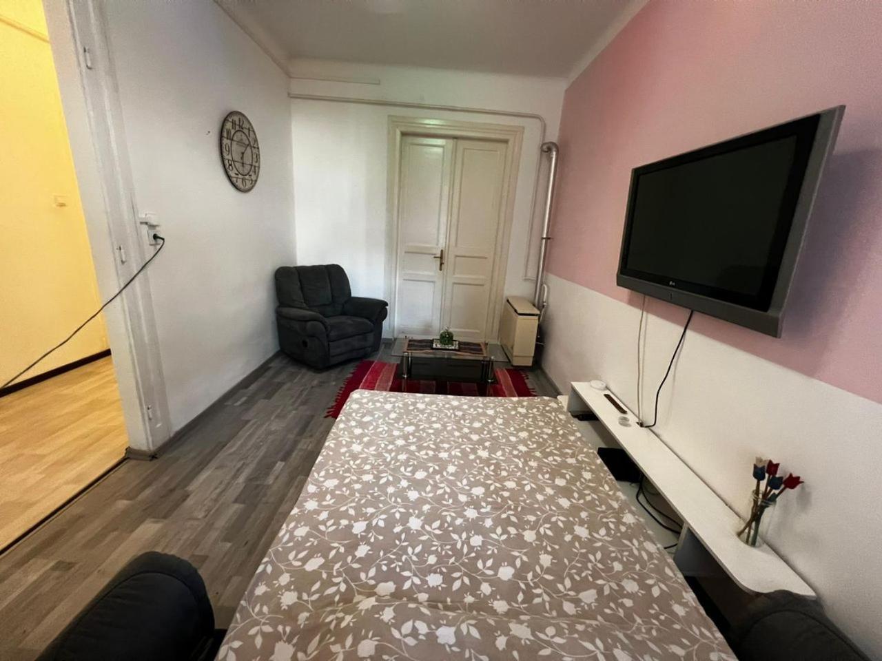 Szeged Apartment Exterior foto
